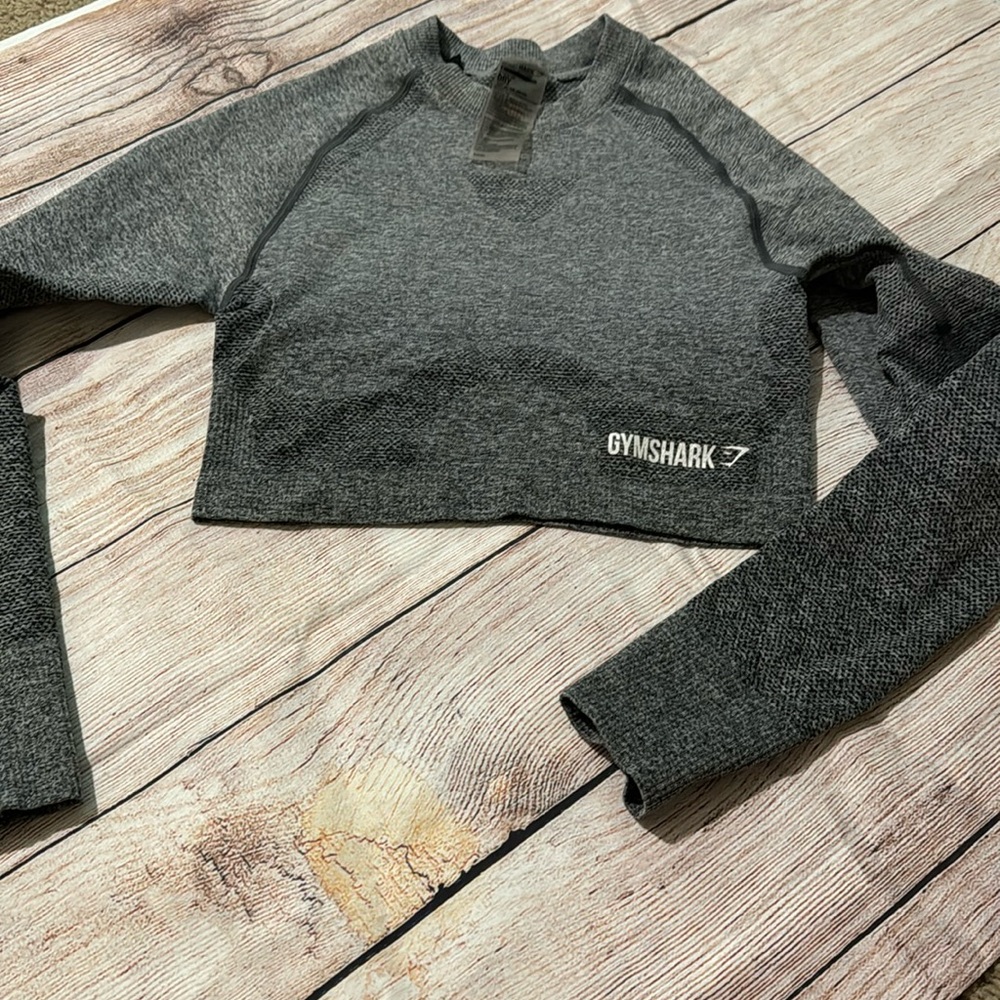 Gymshark crop top, long sleeve